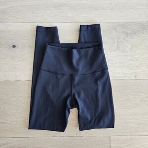 Lululemon Wunder Train 25" Black Size 4